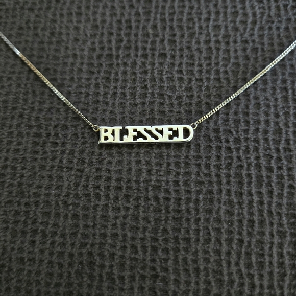 Mia Sarine Gold💛 Stationary "BLESSED"😇 Necklace - NIB - Picture 10 of 11